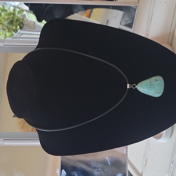 Turquoise Navajo Native pendant necklace on black leather silver hardware. - Picture 10 of 16